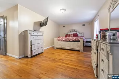 721 S 19th Street, Newark, NJ 07103 - Photo 13