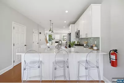 349 Wilshire Drive 3050 #3050, Nutley, NJ 07110 - Photo 9