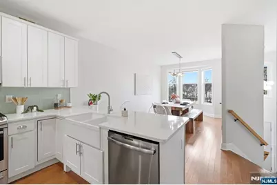 349 Wilshire Drive 3050 #3050, Nutley, NJ 07110 - Photo 11