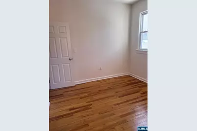 467 Washington Avenue 1 #1, Hackensack, NJ 07601 - Photo 9