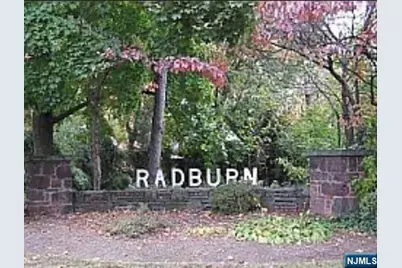 13-08 Plaza Road, Fair Lawn, NJ 07410 - Photo 27