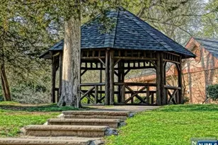 13-08 Plaza Rd, Fair Lawn, NJ 07410 - Photo 29