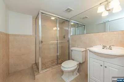 6 Merrimack Court, Paramus, NJ 07652 - Photo 19