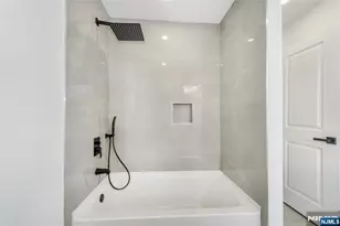 4 Franklin Pl, Hackensack, NJ 07601 - Photo 29