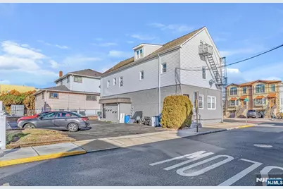 781 2nd Street, Secaucus, NJ 07094 - Photo 5
