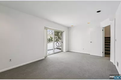 39 Cedarwood, Woodland Park, NJ 07424 - Photo 25