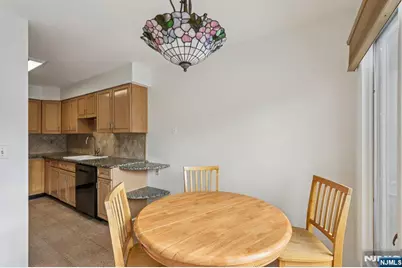 39 Cedarwood, Woodland Park, NJ 07424 - Photo 15