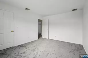 39 Cedarwood, Woodland Park, NJ 07424 - Photo 33