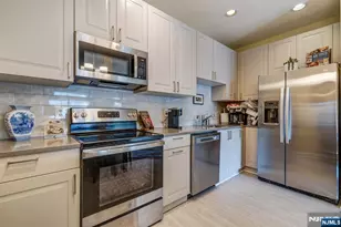 6411 Richmond Road 411, West Milford, NJ 07480 - Photo 11