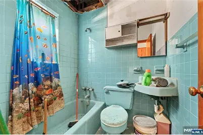 22 Arthur Street, Clifton, NJ 07011 - Photo 15