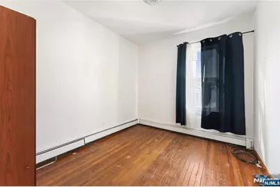 22 Arthur Street, Clifton, NJ 07011 - Photo 7