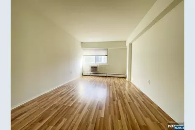 333 Grand Avenue 1A #1A, Palisades Park, NJ 07650 - Photo 7
