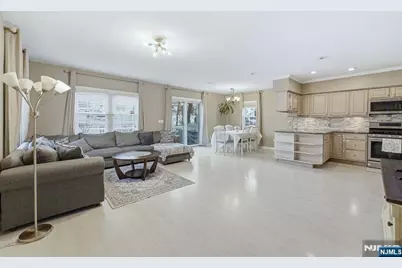 11 Thiem Avenue, Rochelle Park Township, NJ 07662 - Photo 17