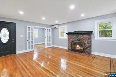 451 Sagamore Avenue, Teaneck Township, NJ 07666 - Photo 9