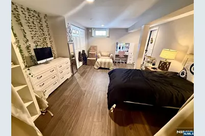 44 Leonard Drive, Waldwick, NJ 07463 - Photo 11