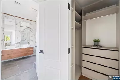 27 Sullivan Drive, Emerson, NJ 07630 - Photo 29