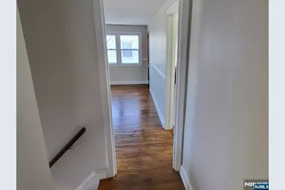 689 Godwin Avenue 2 #2, Midland Park, NJ 07432 - Photo 3