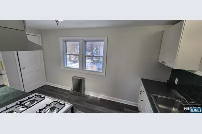 689 Godwin Avenue 2 #2, Midland Park, NJ 07432 - Photo 7