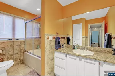 2 Grand Avenue 2 #2, Hawthorne, NJ 07506 - Photo 7