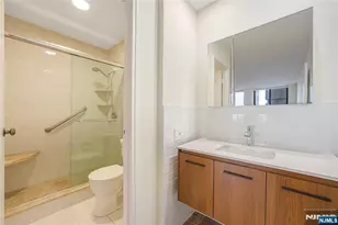 200 Winston 1001, Cliffside Park, NJ 07010 - Photo 17