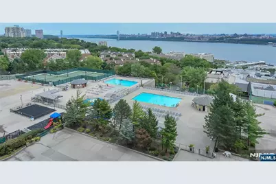 200 Winston 1001 #1001, Cliffside Park, NJ 07010 - Photo 23