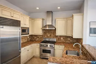 4101 Piermont, Tenafly, NJ 07670 - Photo 7