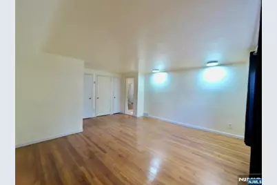 62 Howland Avenue, Teaneck Township, NJ 07666 - Photo 9