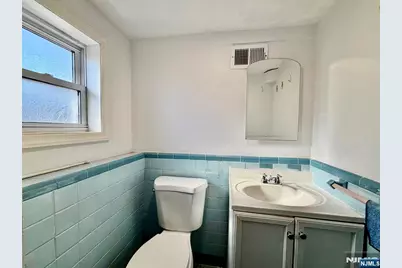 62 Howland Avenue, Teaneck Township, NJ 07666 - Photo 17