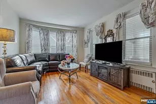 15 Belle Terre Rd, West Orange Township, NJ 07052 - Photo 5