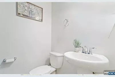 60 Truman Drive, Wood Ridge, NJ 07075 - Photo 19