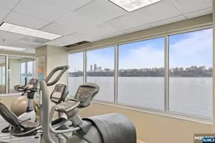 344 The Promenade 344, Edgewater, NJ 07020 - Photo 35