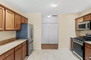 344 The Promenade 344, Edgewater, NJ 07020 - Photo 15