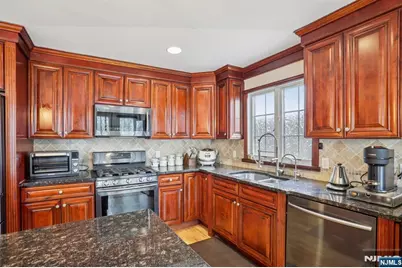 784 Kinderkamack Road 101 #101, River Edge, NJ 07661 - Photo 11