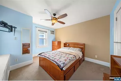 185 Larch Avenue, Teaneck Township, NJ 07666 - Photo 13