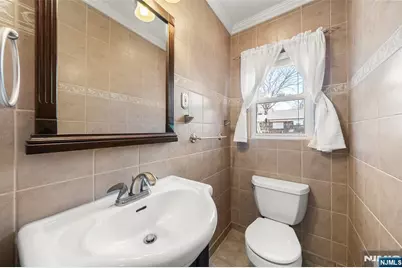 185 Larch Avenue, Teaneck Township, NJ 07666 - Photo 11