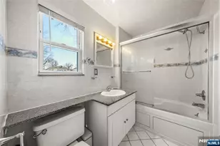 185 Larch Ave, Teaneck Township, NJ 07666 - Photo 15