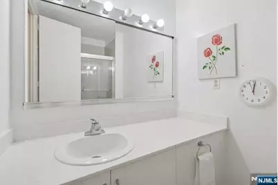 7002 Jfk Blvd E 6D #6D, Guttenberg, NJ 07093 - Photo 21