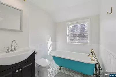 1114 Anderson Avenue, Fort Lee, NJ 07024 - Photo 25