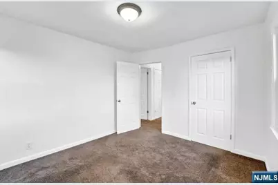 1010 Ponsi Street 2 #2, Fort Lee, NJ 07024 - Photo 11