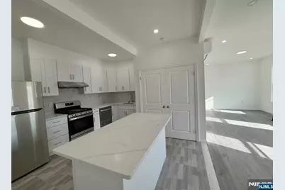 17 Kearny Avenue Apt2 #APT2, Kearny, NJ 07032 - Photo 7