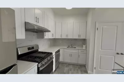 17 Kearny Avenue Apt2 #APT2, Kearny, NJ 07032 - Photo 5