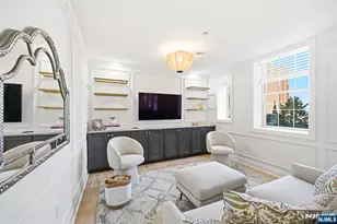 2301 Rio Vista Dr, Mahwah, NJ 07430 - Photo 17