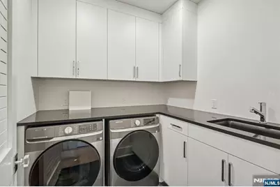 50 Roberts Road, Englewood Cliffs, NJ 07632 - Photo 41