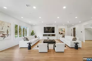 50 Roberts Rd, Englewood Cliffs, NJ 07632 - Photo 13