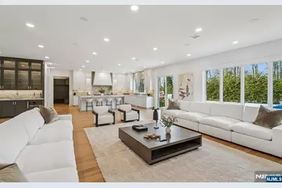 50 Roberts Road, Englewood Cliffs, NJ 07632 - Photo 11