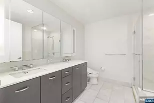 2 2nd Street 801, Jersey City, NJ 07302 - Photo 9