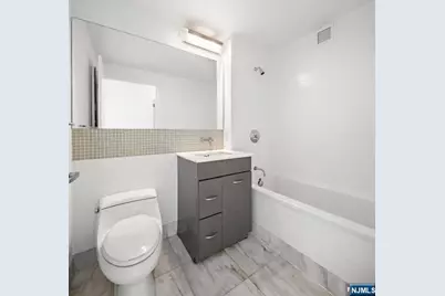 2 2nd Street 801 #801, Jersey City, NJ 07302 - Photo 11