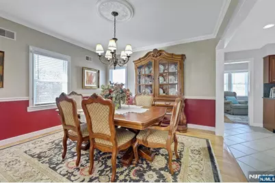 19 Hamilton Avenue, Kearny, NJ 07032 - Photo 9