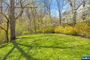 156 Bank St, Midland Park, NJ 07432 - Photo 17