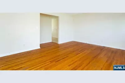 156 Bank Street, Midland Park, NJ 07432 - Photo 5